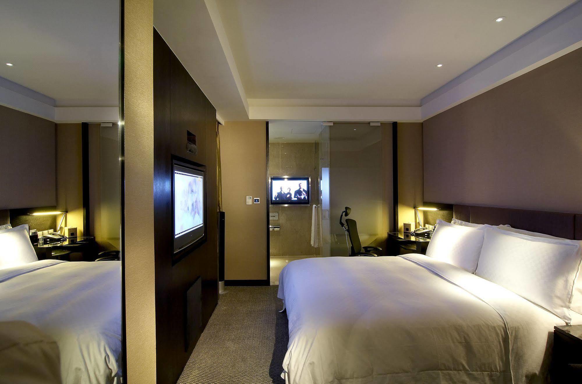The Tango Nanshi Hotel
